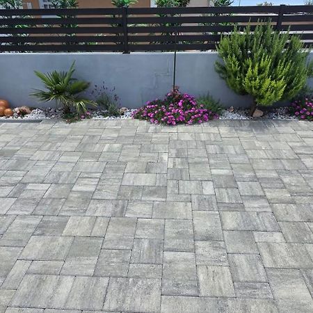 House Vallis Aurea Povile Luaran gambar